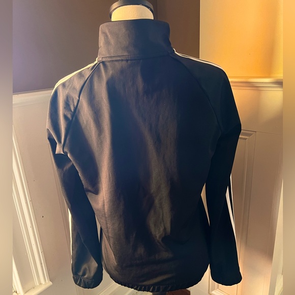 ADIDAS Iconic Women’s Track Jacket with three Iconic stripes on sleeve🔥🔥🔥 - Picture 5 of 13